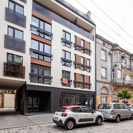 в новобудові * Λβιβ