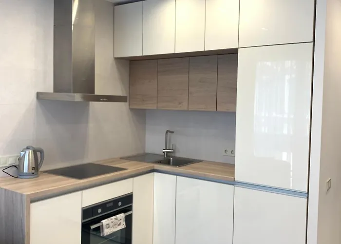 в новобудові * Leópolis