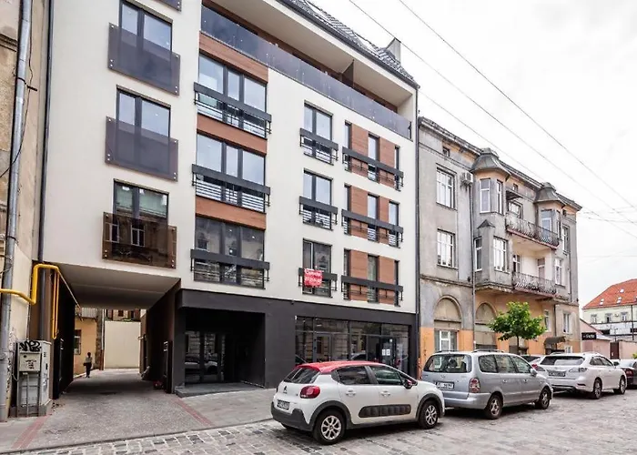 в новобудові * Leópolis